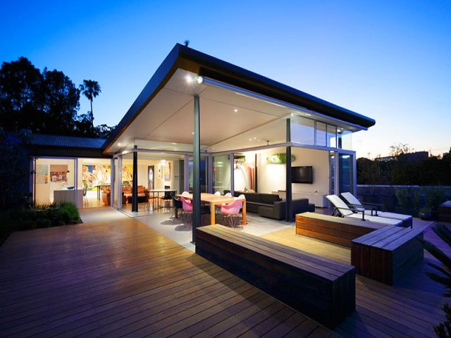 Modern-Home-Design-Plans-Wood-Deck