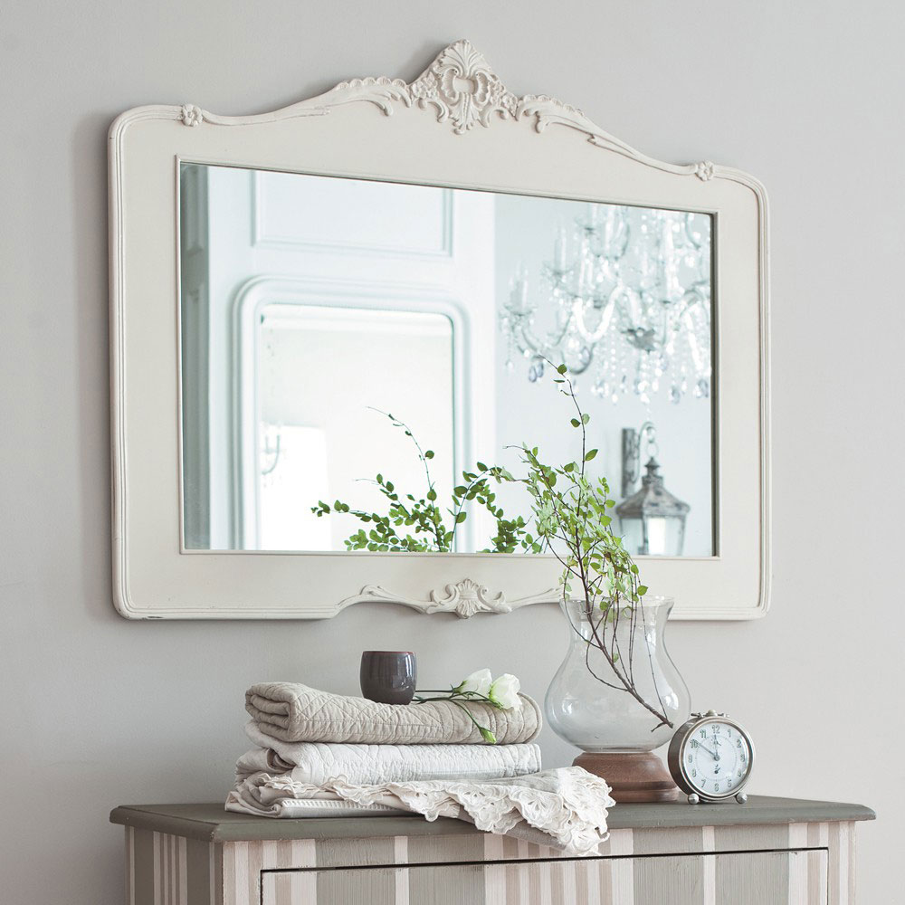 retro-white-ideas-for-bathroom-mirrors