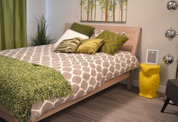 house-floor-interior-home-green-sleeping-830099-pxhere.com