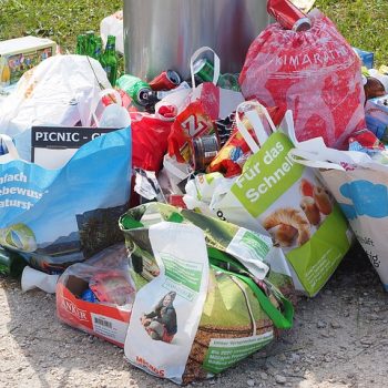 garbage-1260833_640