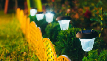 Decorative,Small,Solar,Garden,Light,,Lanterns,In,Flower,Bed,In