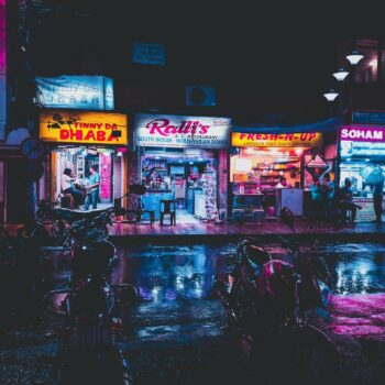 shop-4806610_1280